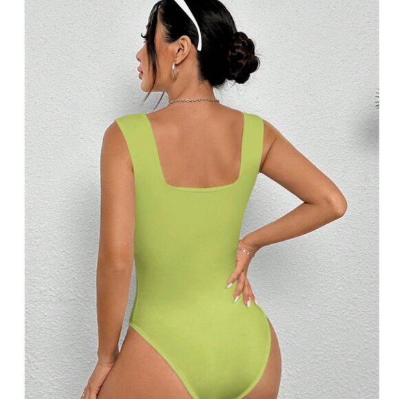 NWT Petite Solid Square Neck Tank Lime Green Bodysuit Size Large - Picture 3 of 8